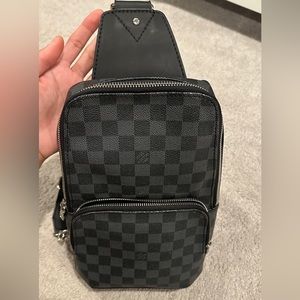 LV avenue sling Unauthentic bag